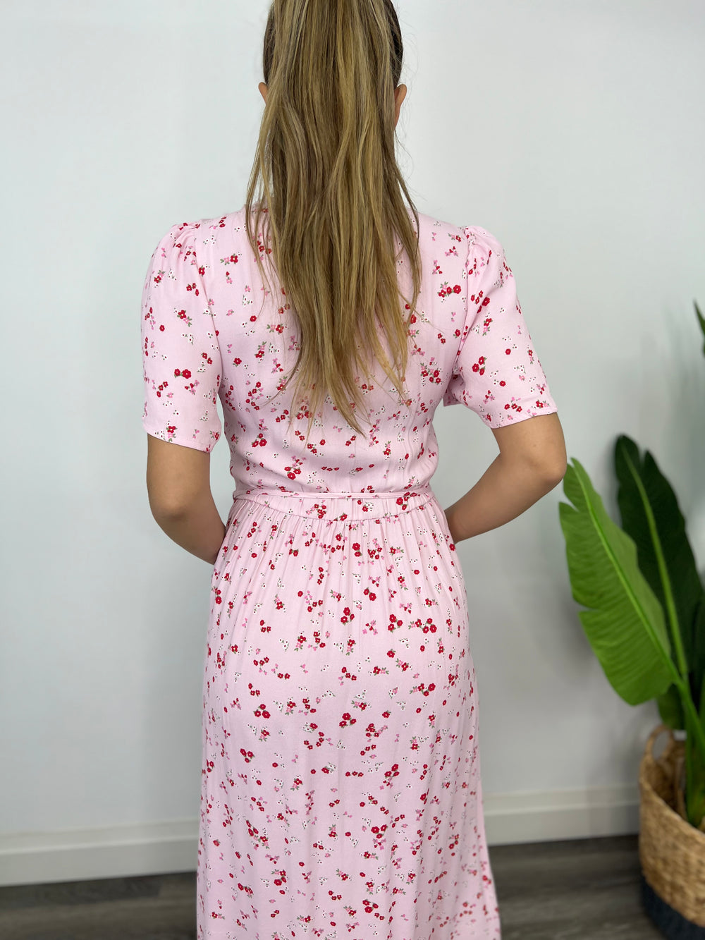 LUCY PINK CREPE CHERRY DRESS