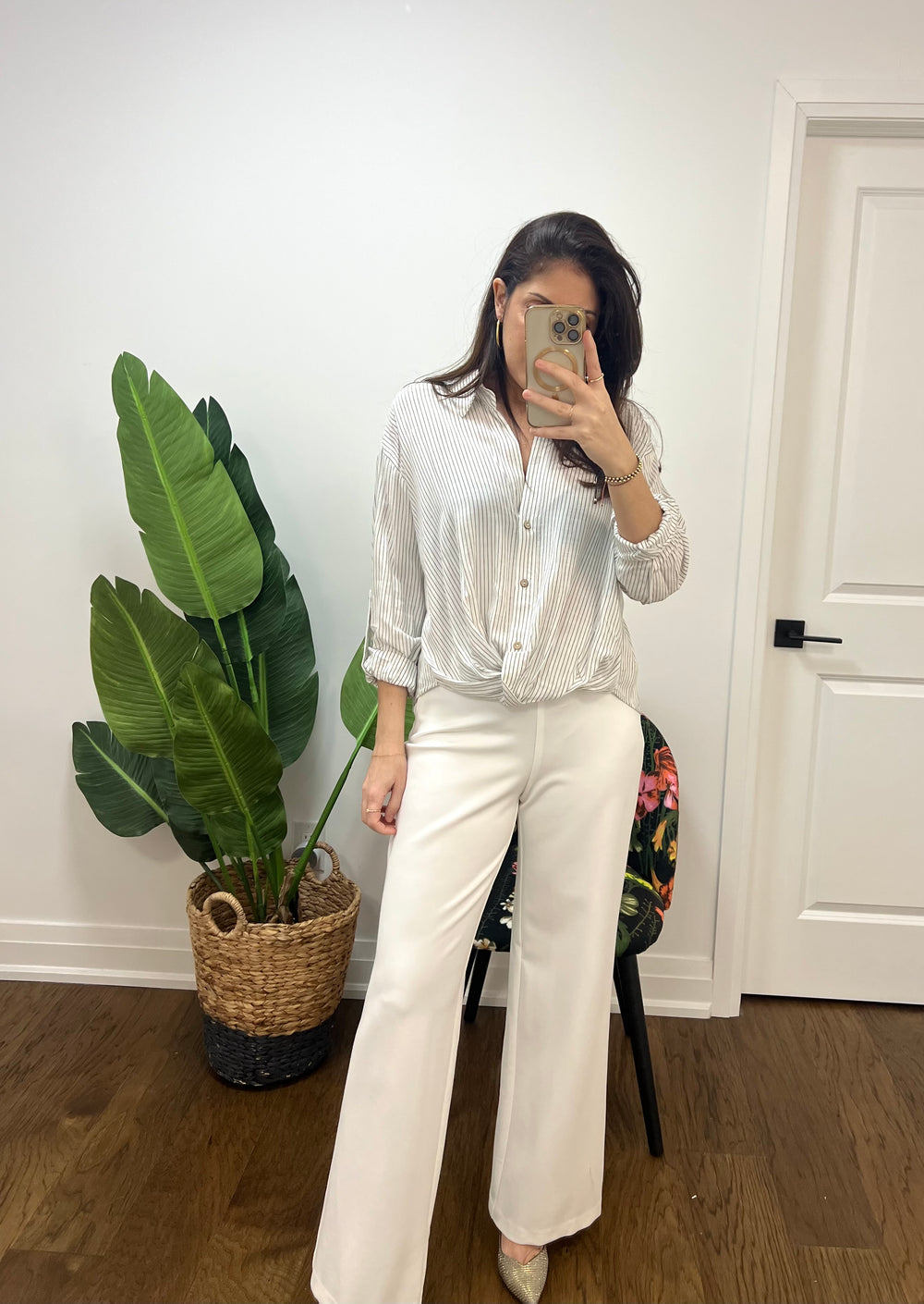 TIMONTY WHITE STRIPE KNOTTED BLOUSE