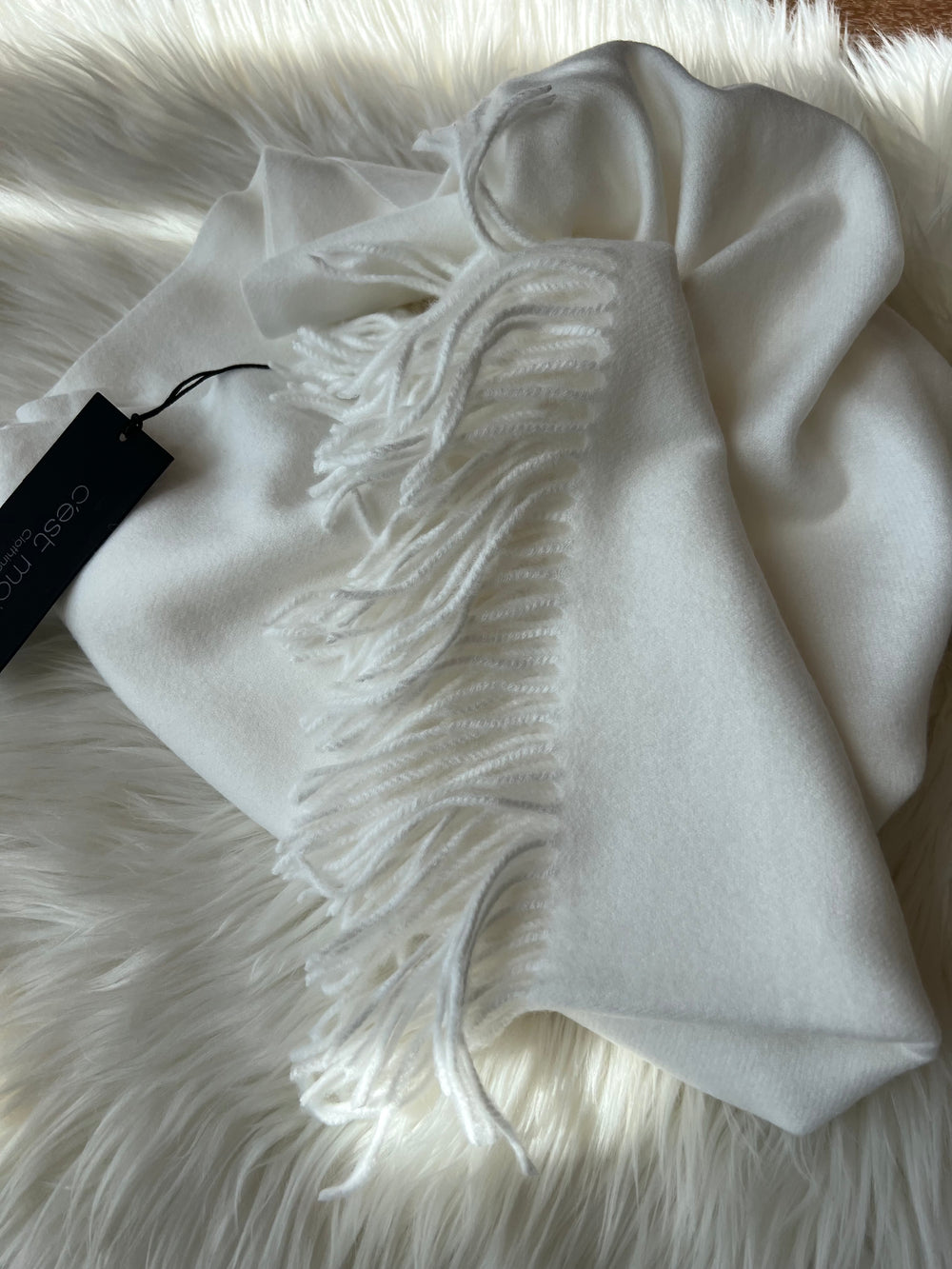 VENZA IVORY SCARF