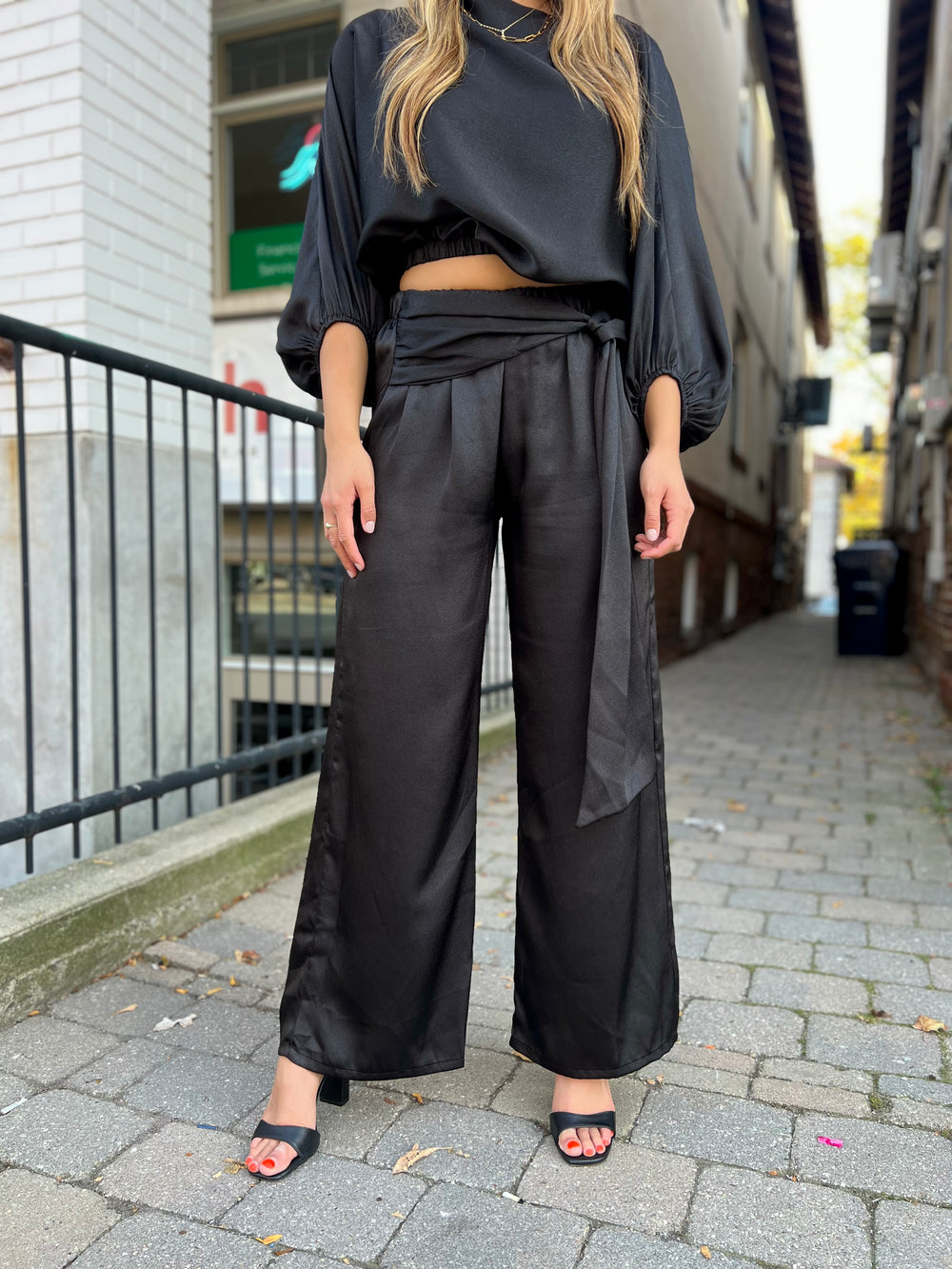 PIA CREPE BLK PANT W/SIDE SASH