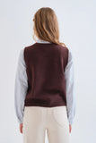 SINGLE FLOWER KNIT BROWN VEST TANK