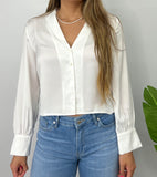 LOHAN L/S WHITE VNECK SATEEN BUTTONDOWN