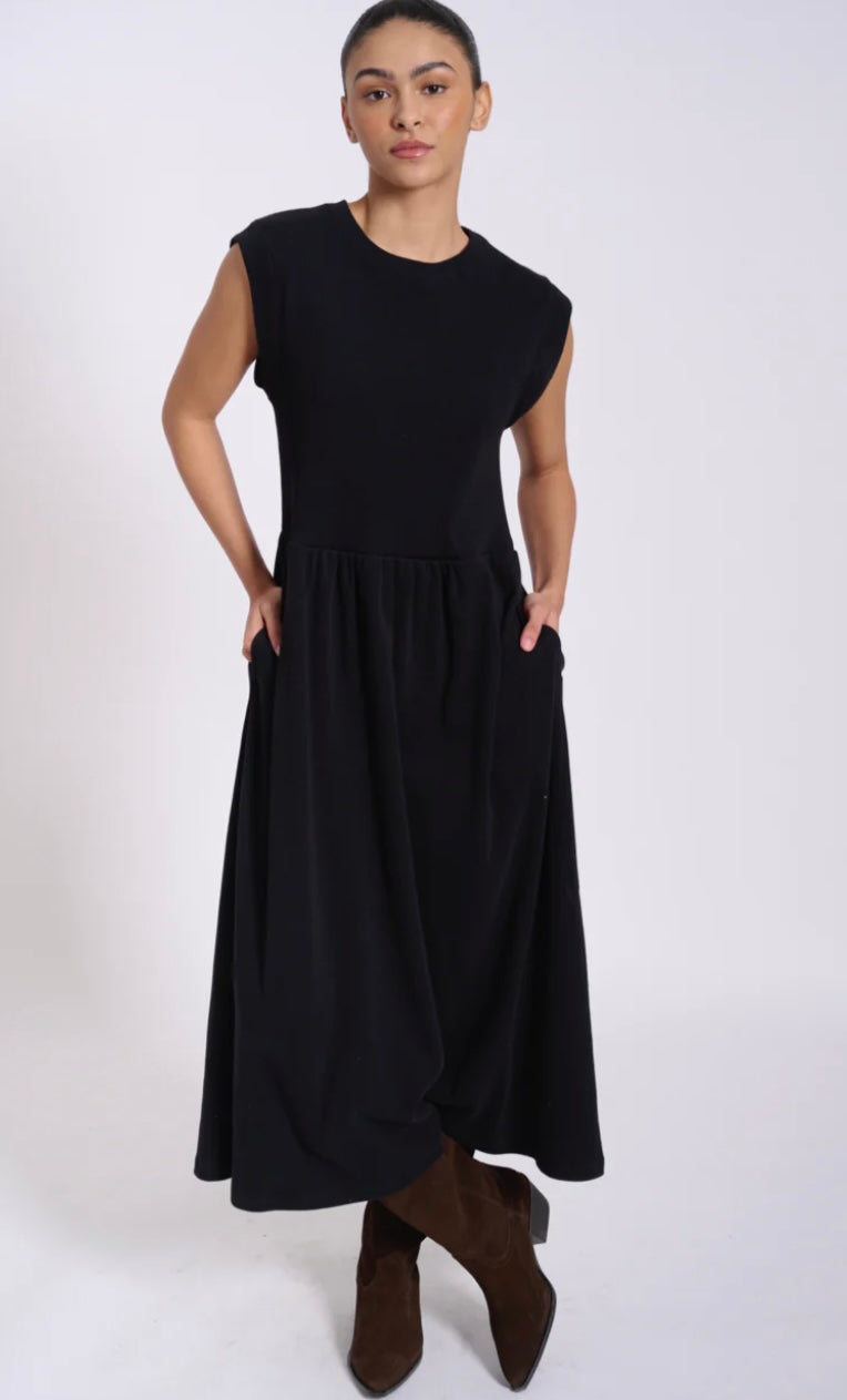 MAYA BLACK MIDI DRESS MADE IN CANADA🇨🇦