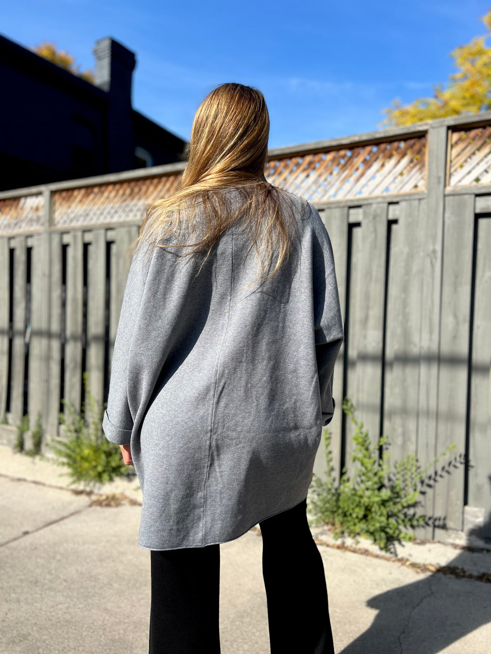 AMY 80S GREY BUCKLE CARDIGAN