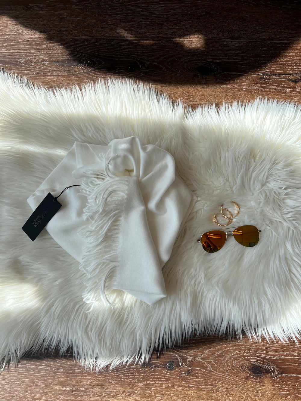 VENZA IVORY SCARF