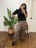 PULL UP PLEAT CHEETAH JEANS