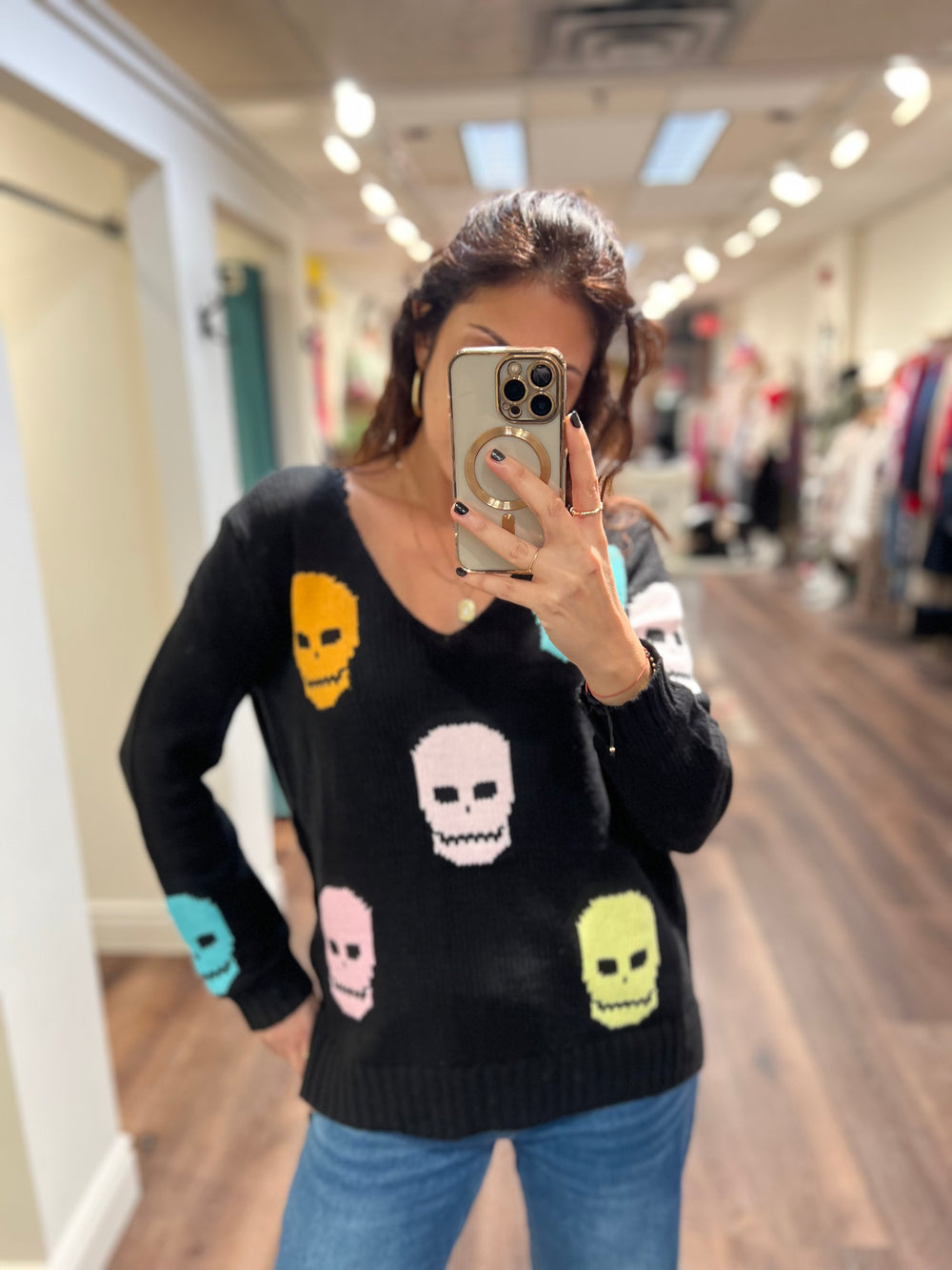 PASTEL SKULLS BLK SWEATER MIRACLE