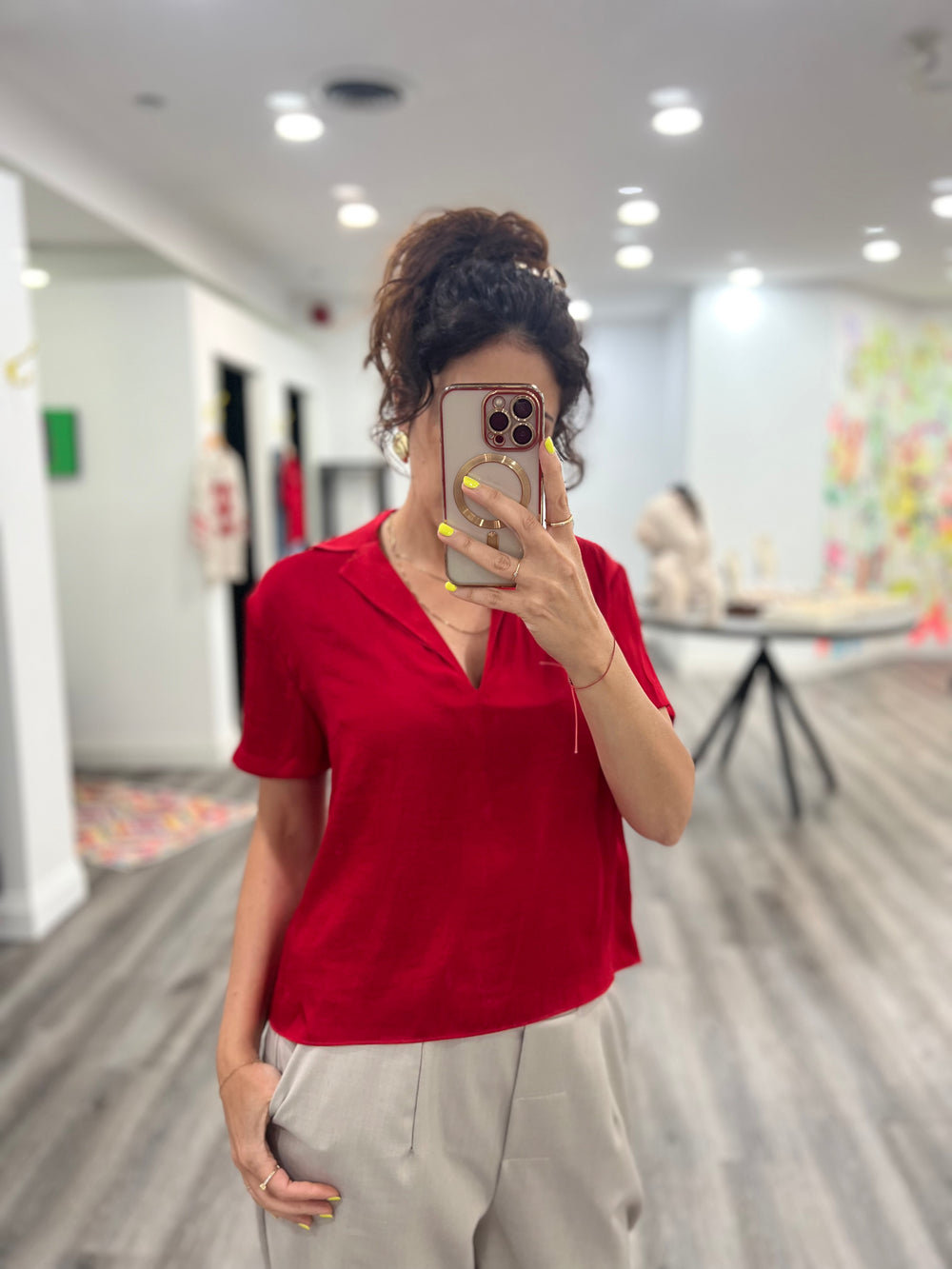 NORMA RED VNECK S/SLV TOP