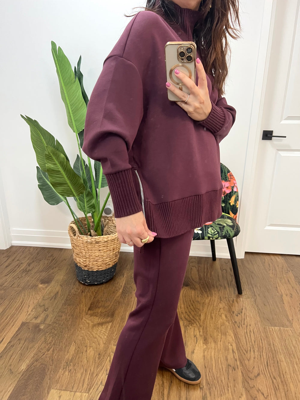 UMBER PRUNE SOFT PULL ON FLARE