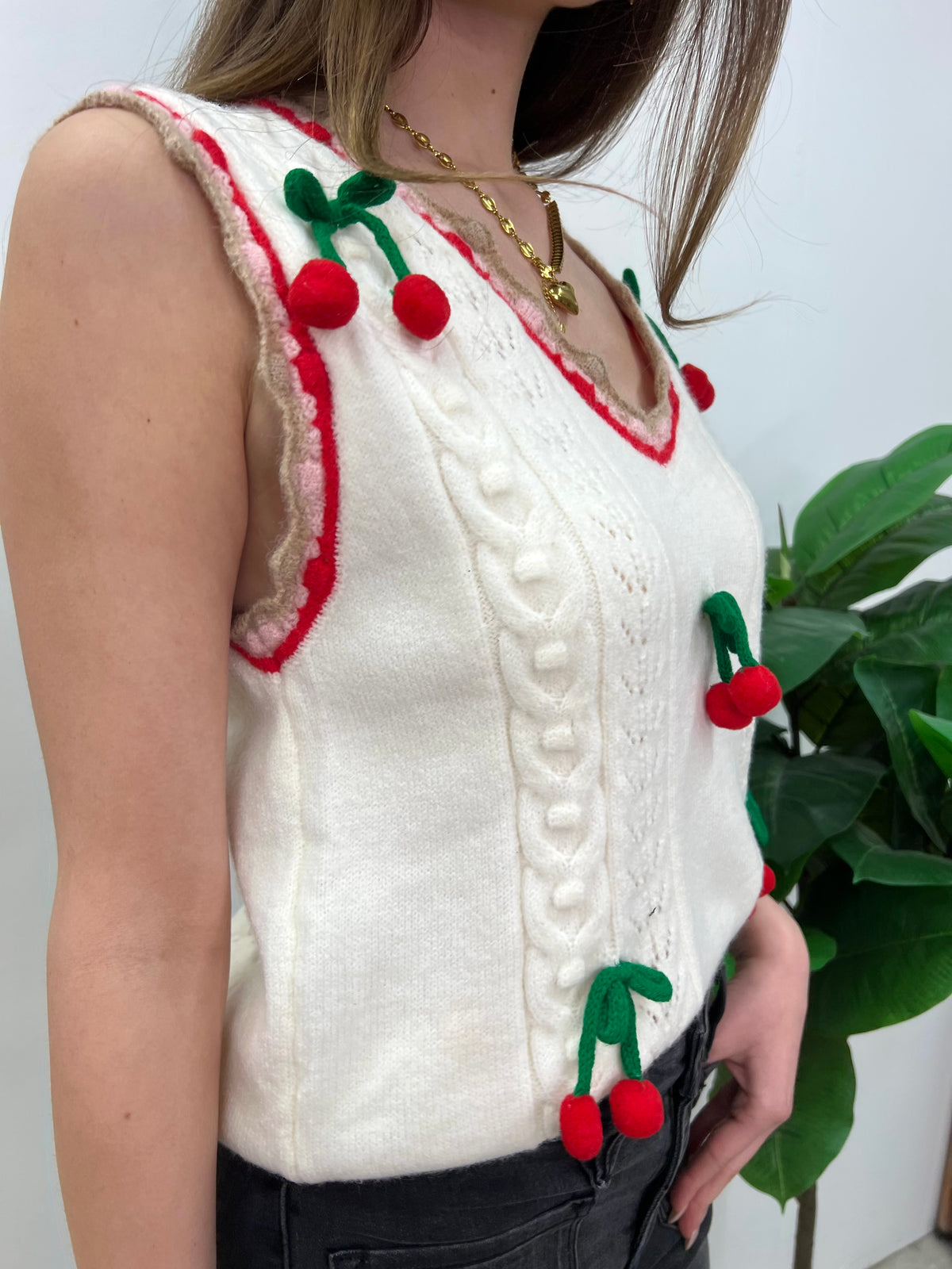 ※5月末まで Mame Sheer Embroidery Vest 5月末まで Mame Sheer Embroidery Vest - メルカリ