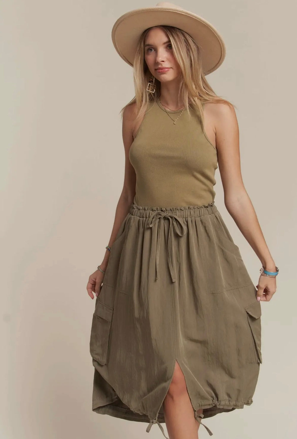 OLIVE DRAWSTRING GARMENT DYE DRESS