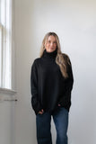*Best Seller* DOG WALKER BLACK RECYCLED YARN