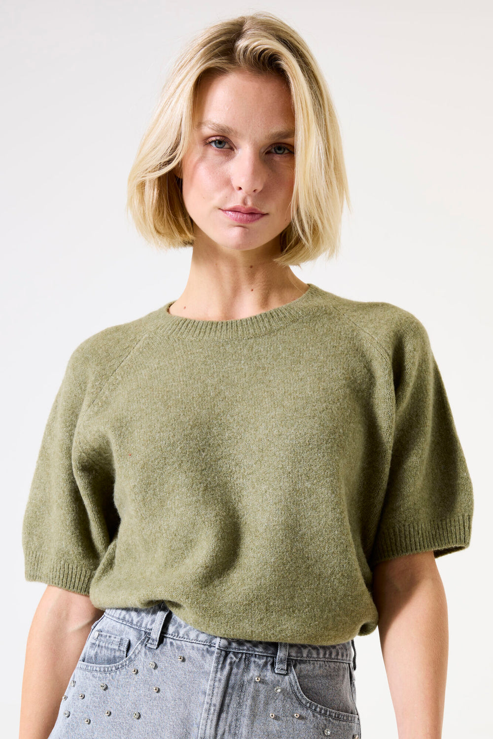 DEBBIE OLIVE KNIT TEE
