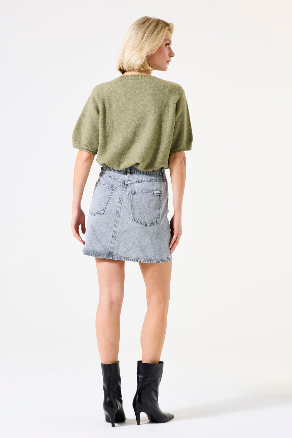 DEBBIE OLIVE KNIT TEE