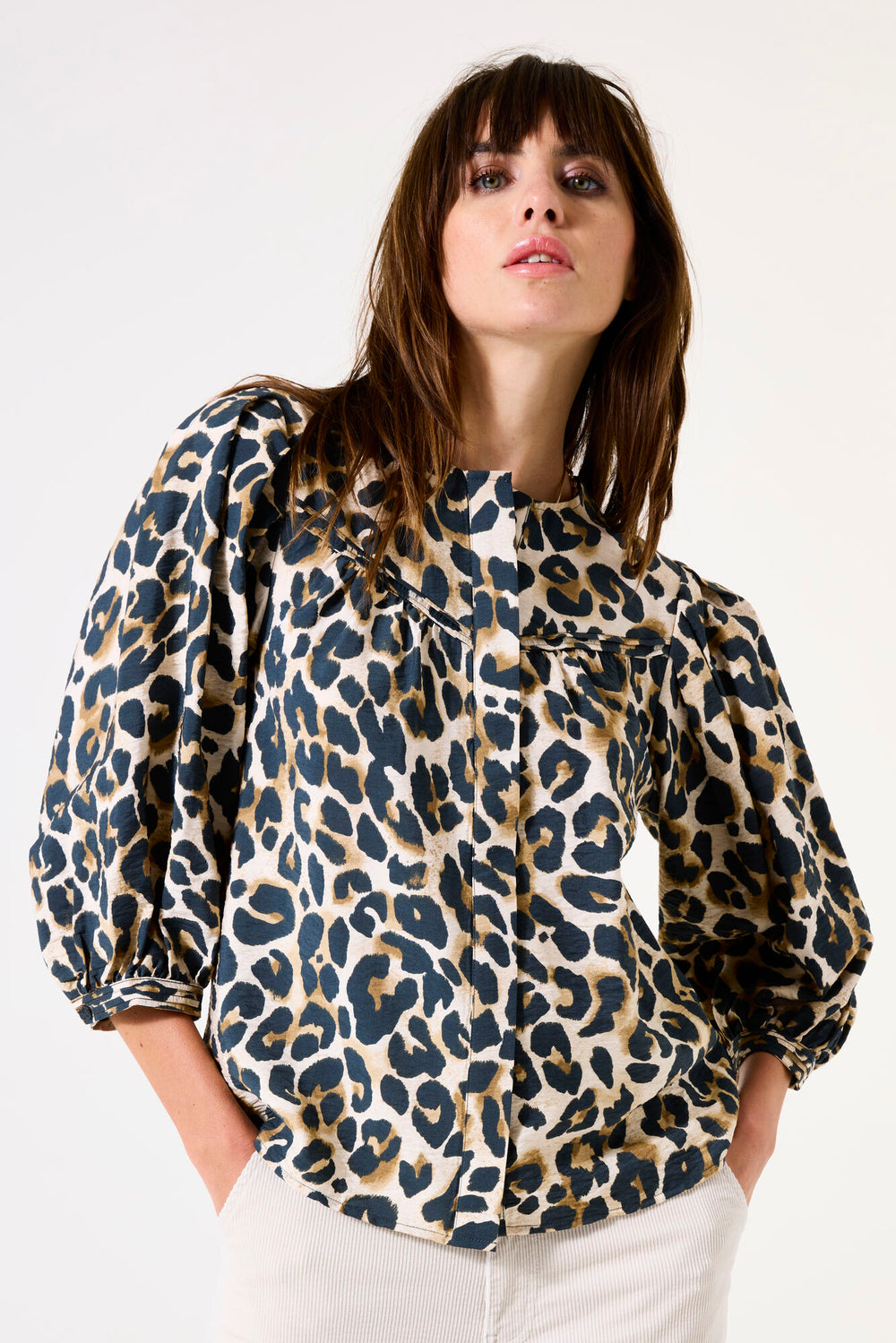 CRIN ANIMAL PRINT BUTTONDOWN BLOUSE