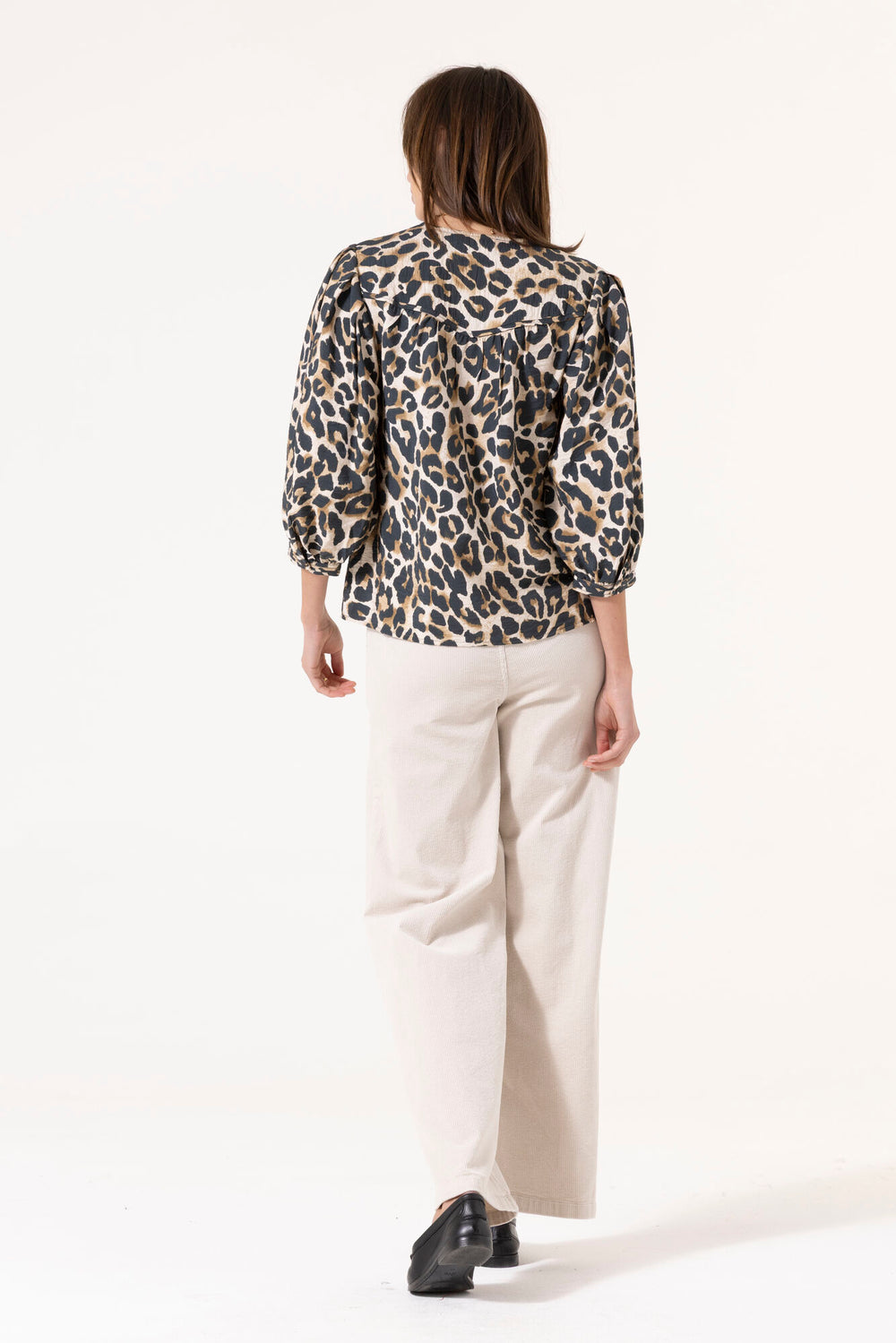 CRIN ANIMAL PRINT BUTTONDOWN BLOUSE