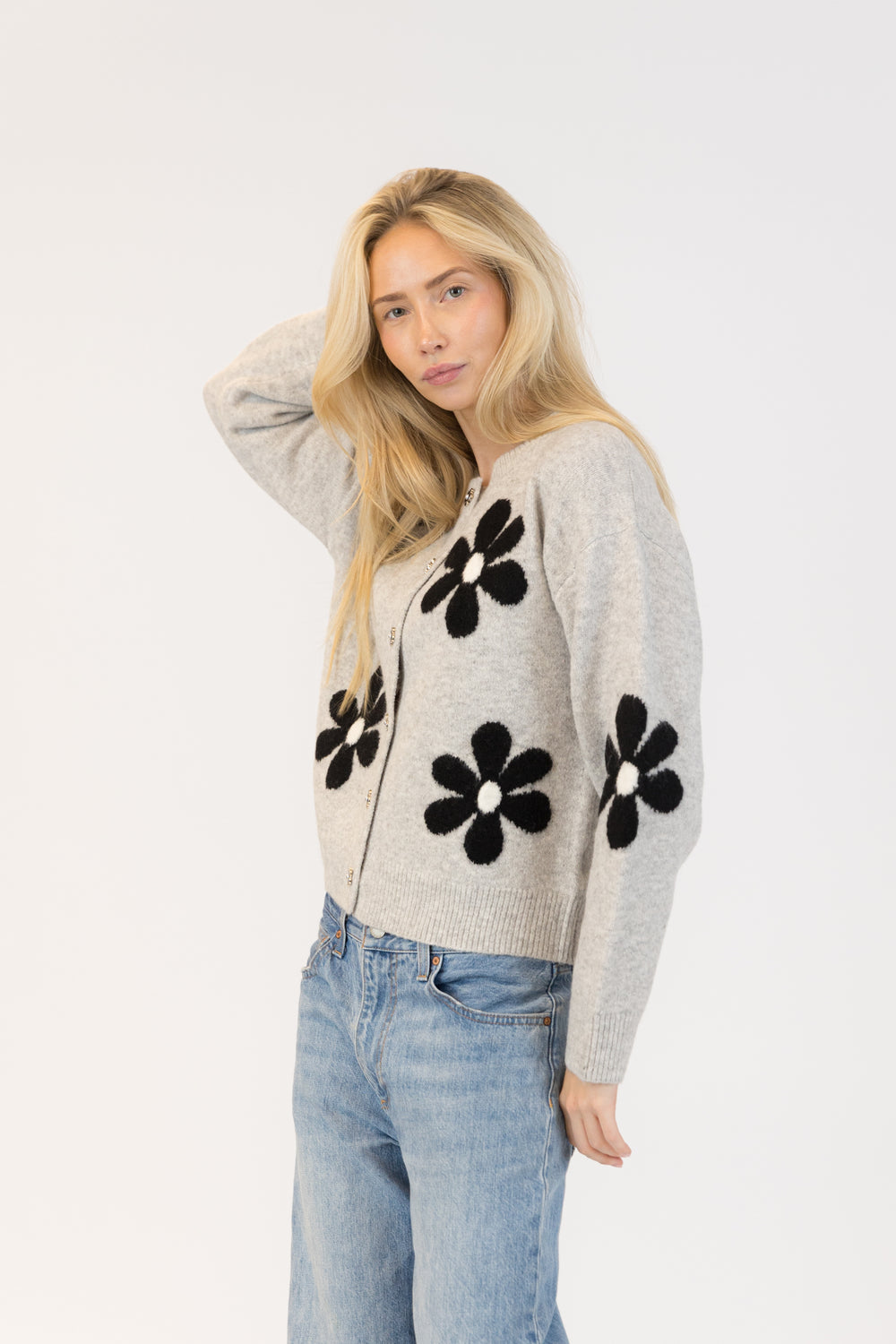 BLACK DAISIES LIGHT GREY CARDIGAN