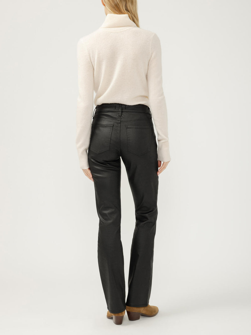 CLUB COATED SUKI SLIM BOOTCUT BLACK JEAN