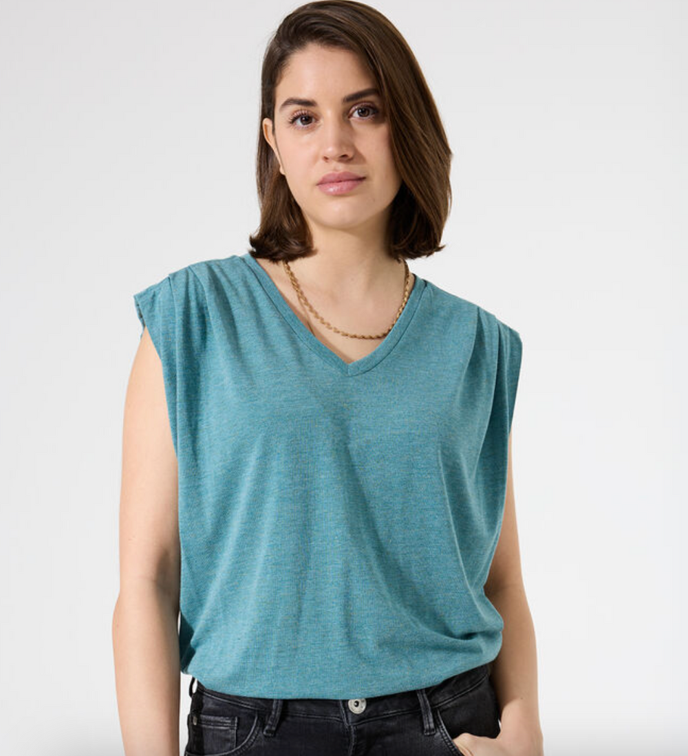 PALE TEAL FLEX PLEAT TEE