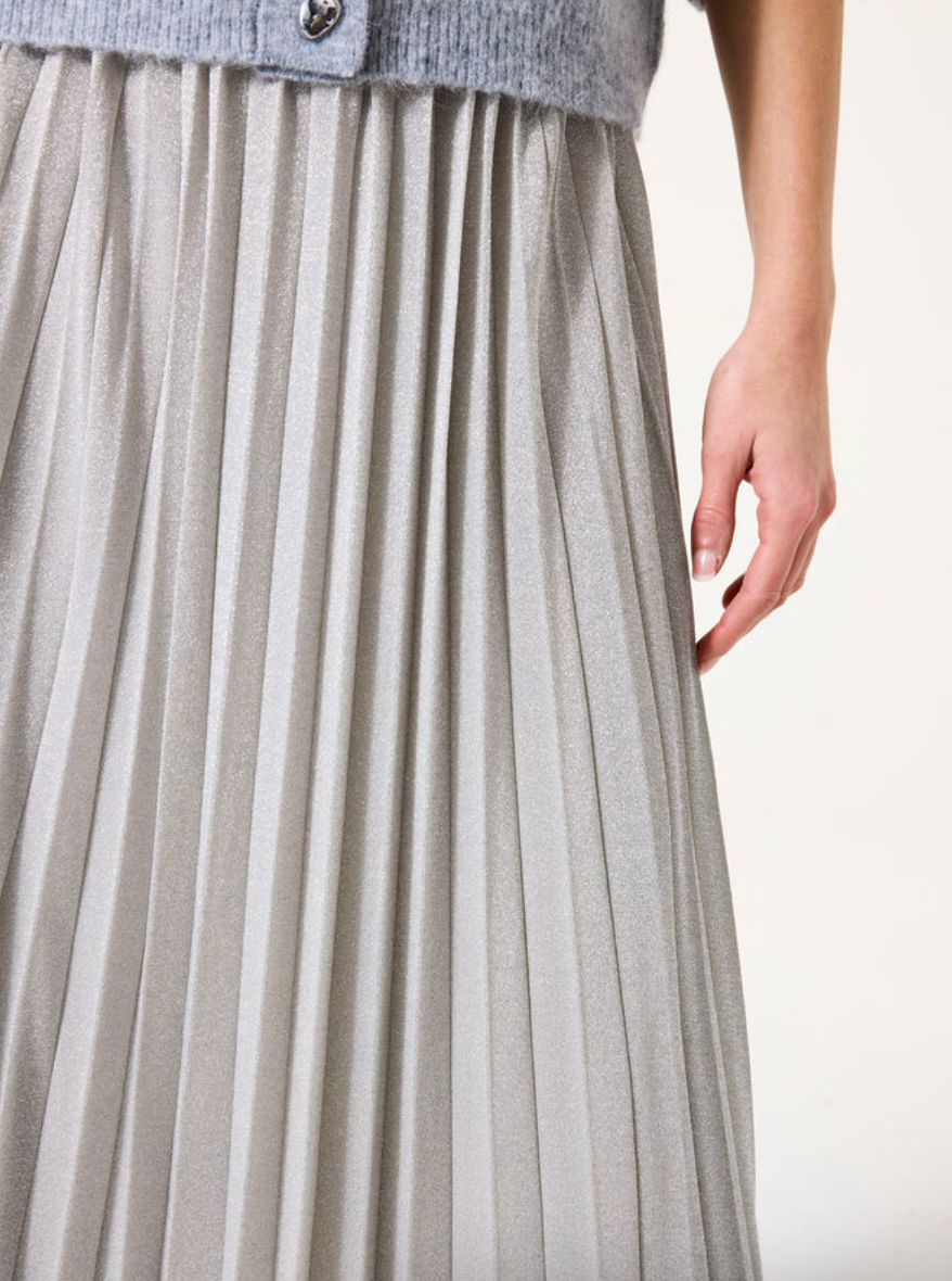 SOFT SILVER GLITTER PLEAT MIDI SKIRT