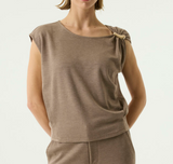 LATTE DUSK PLEAT TOP W/GOLD BUCKLE