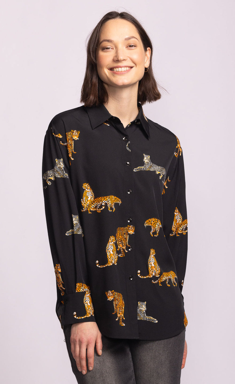 TORA BLK LEOPARDS BUTTONDOWN